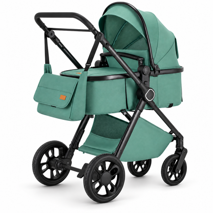 Poussette 3-en-1 Signature Camille en coloris vert émeraude, nacelle montée sur châssis noir, vue de trois quarts sur fond blanc